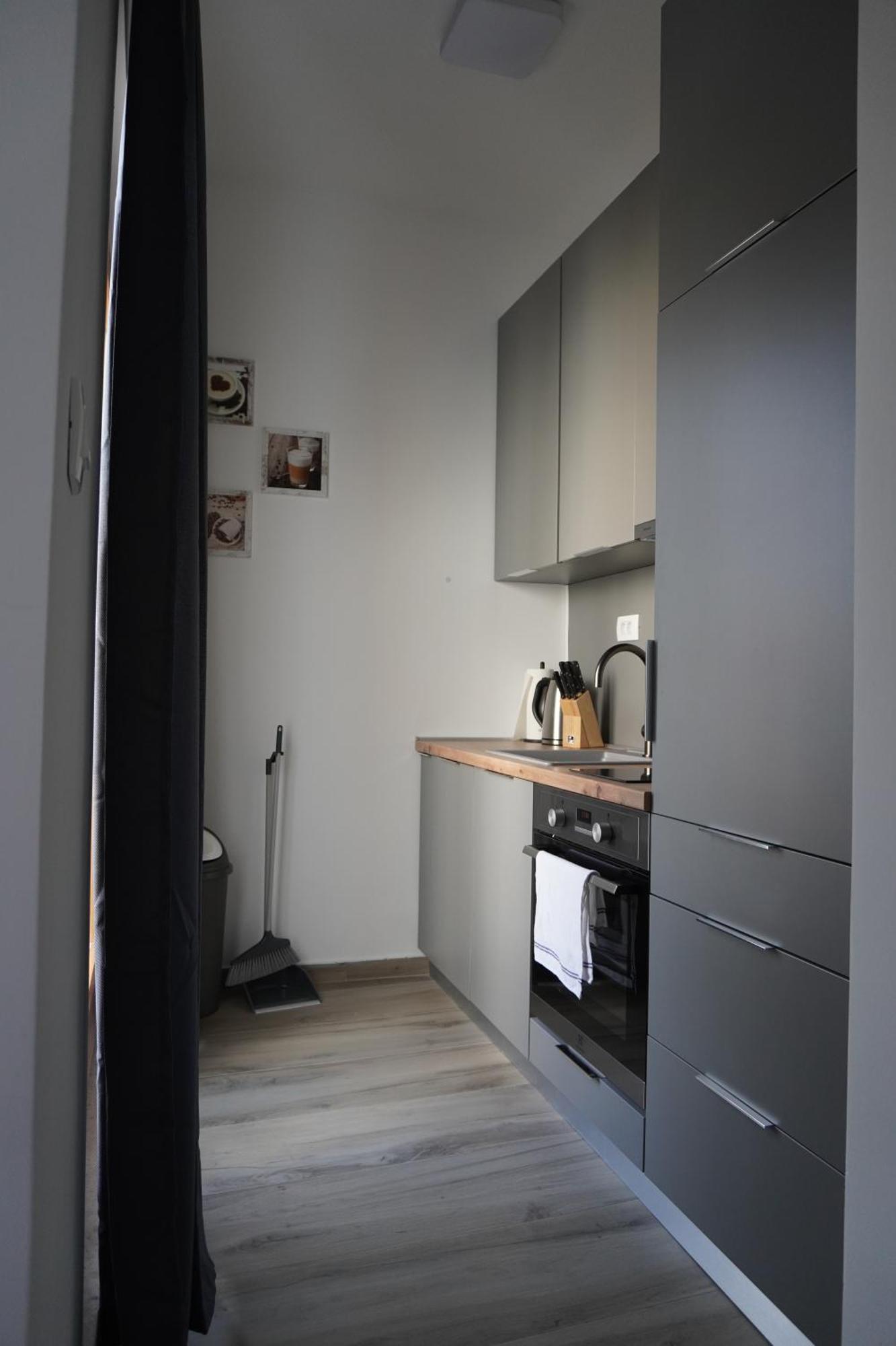Fjaka Apartments & Rooms Sibenik Ngoại thất bức ảnh